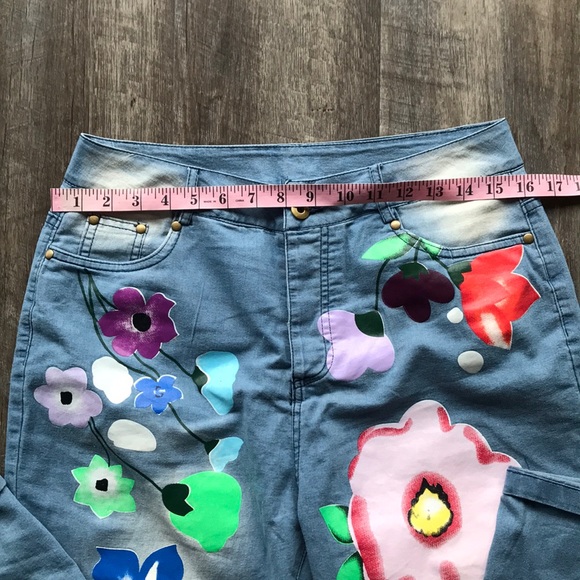 AWESOME Hi Rise Floral Festival Jeans Size 14 - Picture 4 of 8